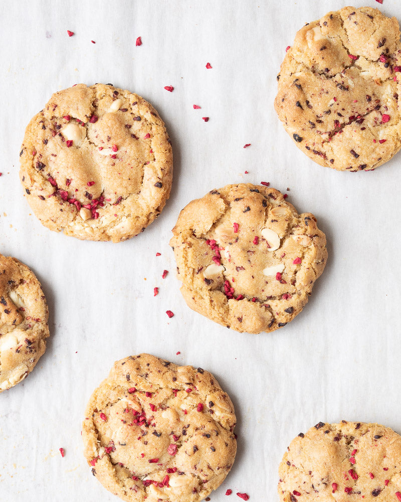 Victoria Cookies (Raspberry & White Chocolate)