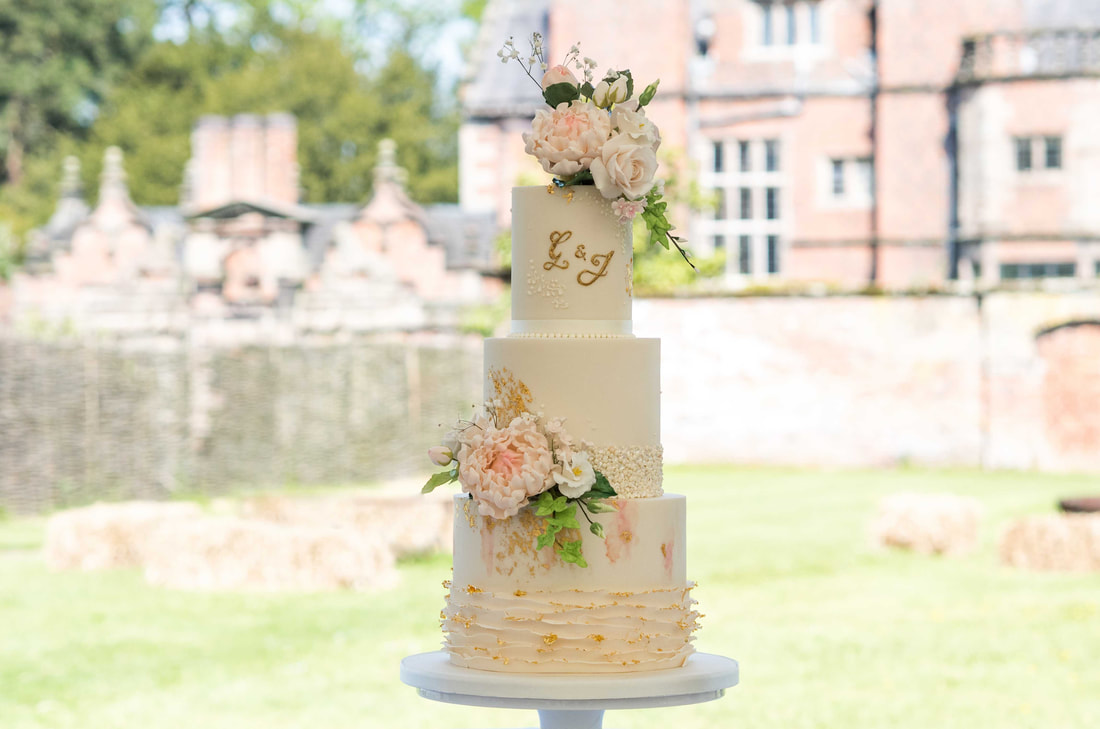Wedding Cake at Dorfold Hall, Cheshire