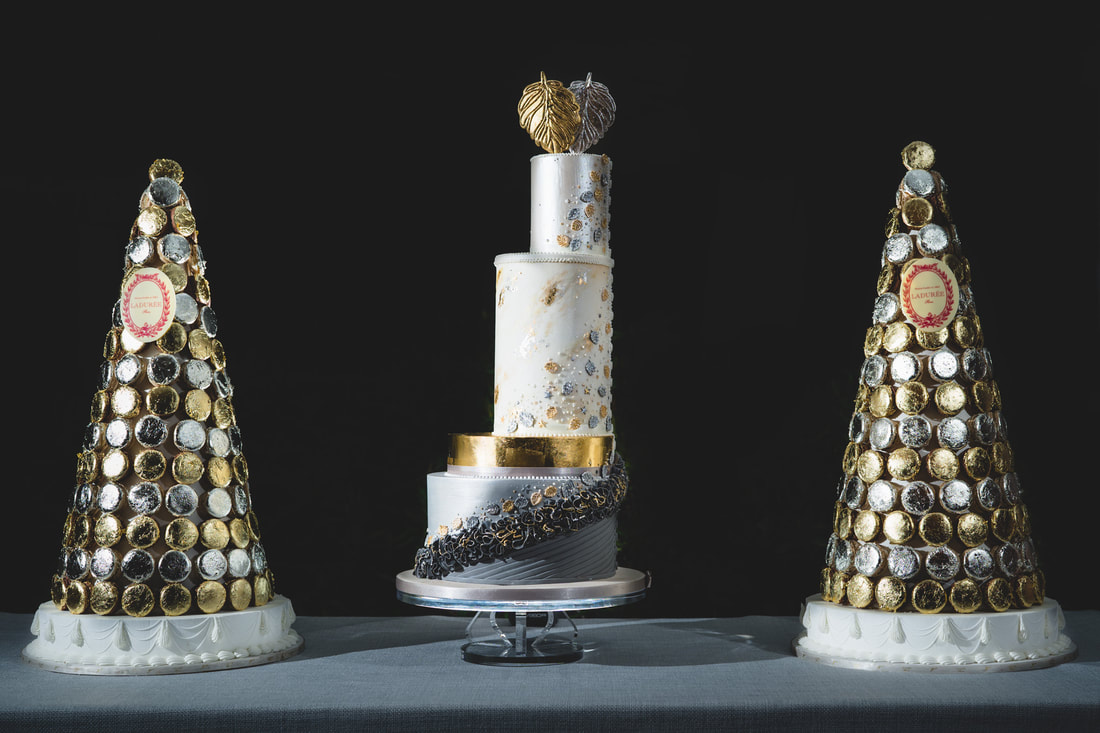 Silver & Gold, Cheshire wedding cake at Merrydale Manor